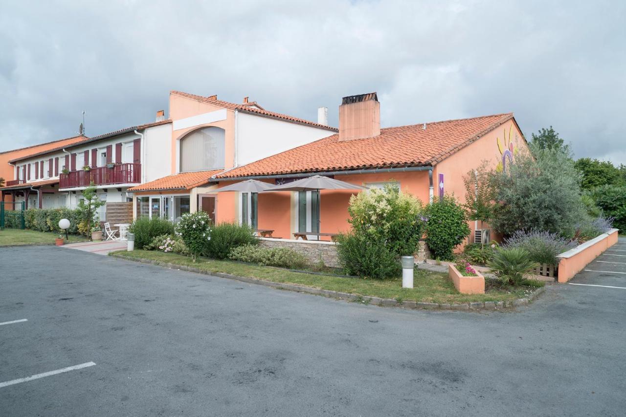 Contact Hotel O'Nice Saintes Exterior photo